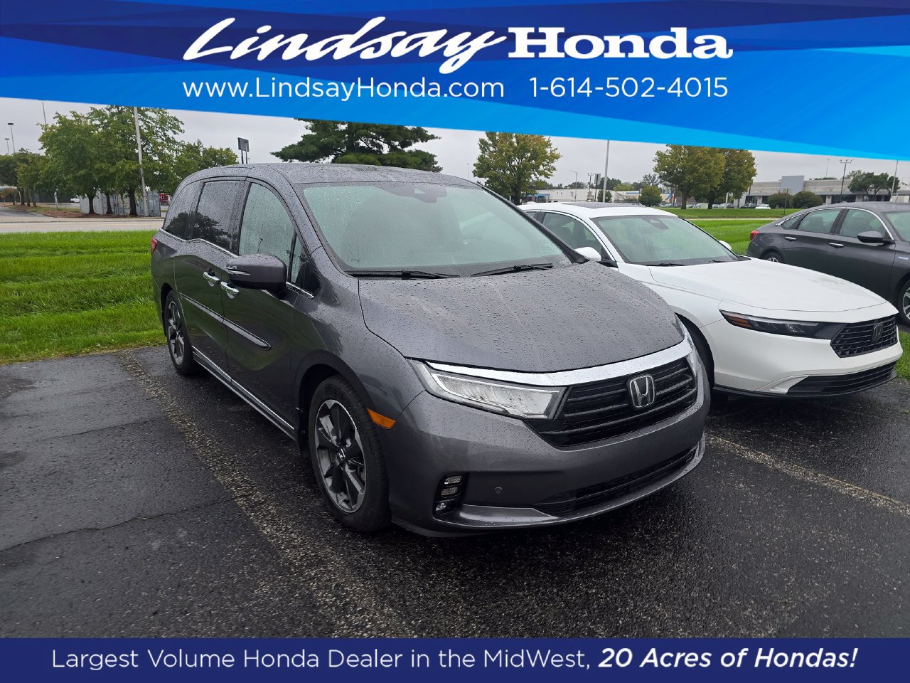 Used 2023 Honda Odyssey Elite image 3