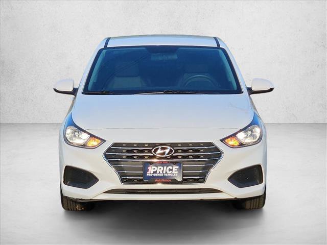 Used 2022 Hyundai Accent SE FWD image 2