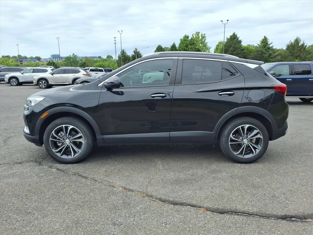 Used 2023 Buick Encore GX Select AWD/4WD image 6