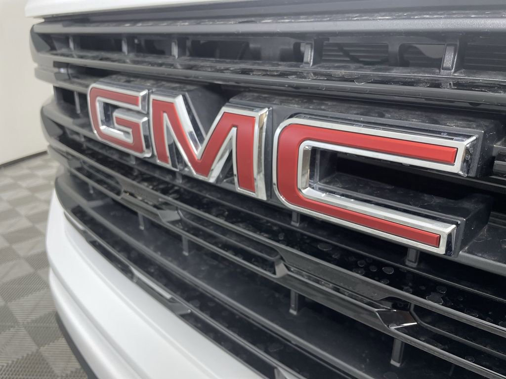 Used 2025 GMC Sierra 1500 Elevation image 31