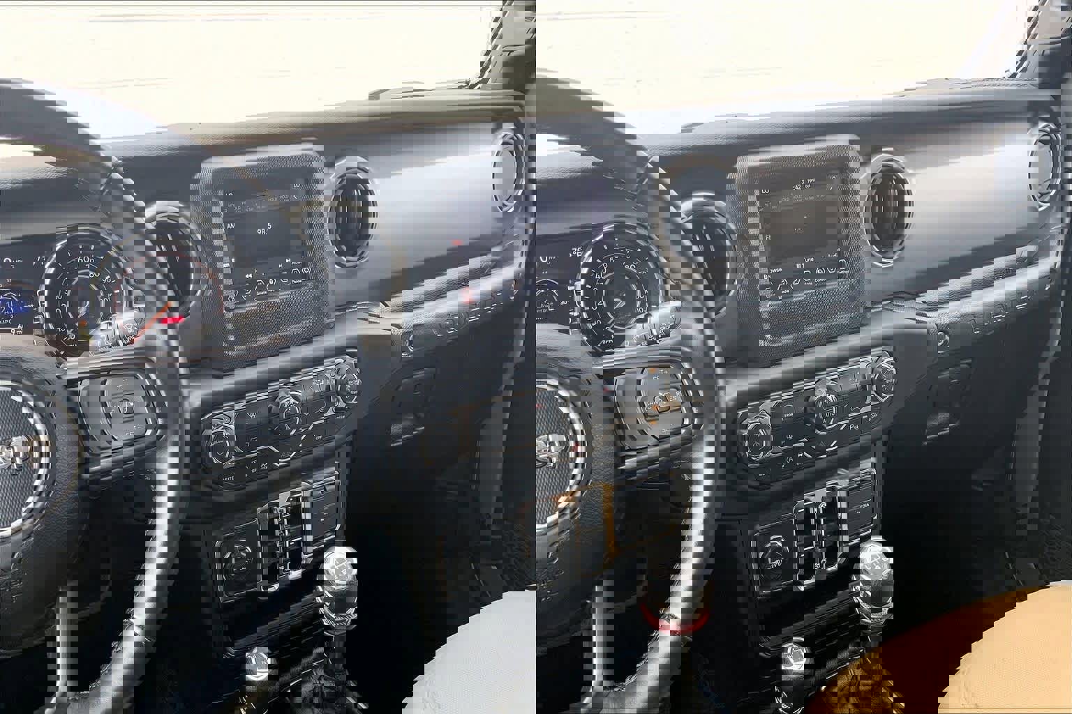 Used 2021 Jeep Wrangler Unlimited Sport image 16