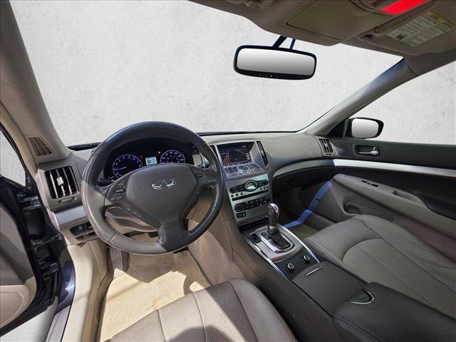 Used 2012 INFINITI G37 Journey w/ Premium Pkg image 9