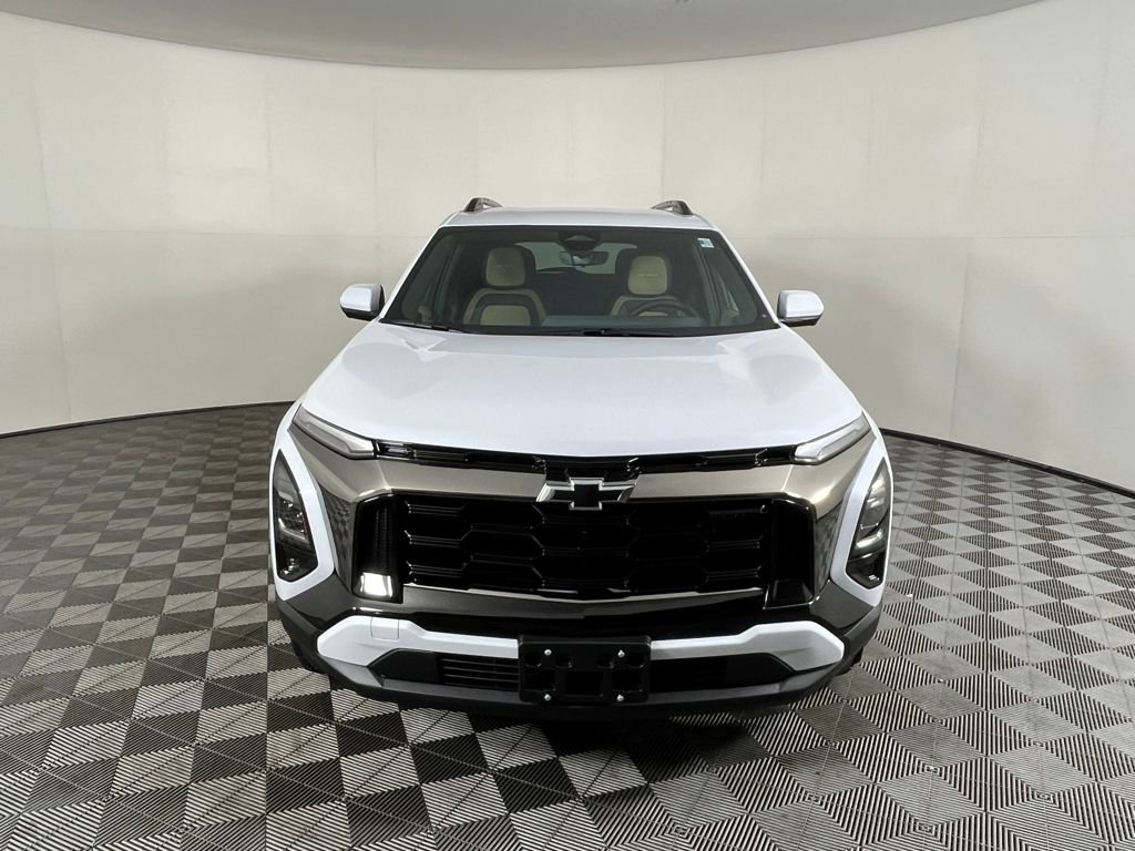 New 2026 Chevrolet Equinox ACTIV w/ Convenience Package III image 2