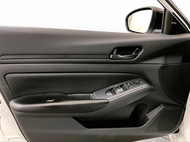 Used 2023 Nissan Altima 2.5 S FWD image 22