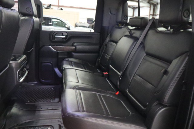 Used 2022 GMC Sierra 3500 Denali w/ Denali Black Diamond Edition AWD/4WD image 10