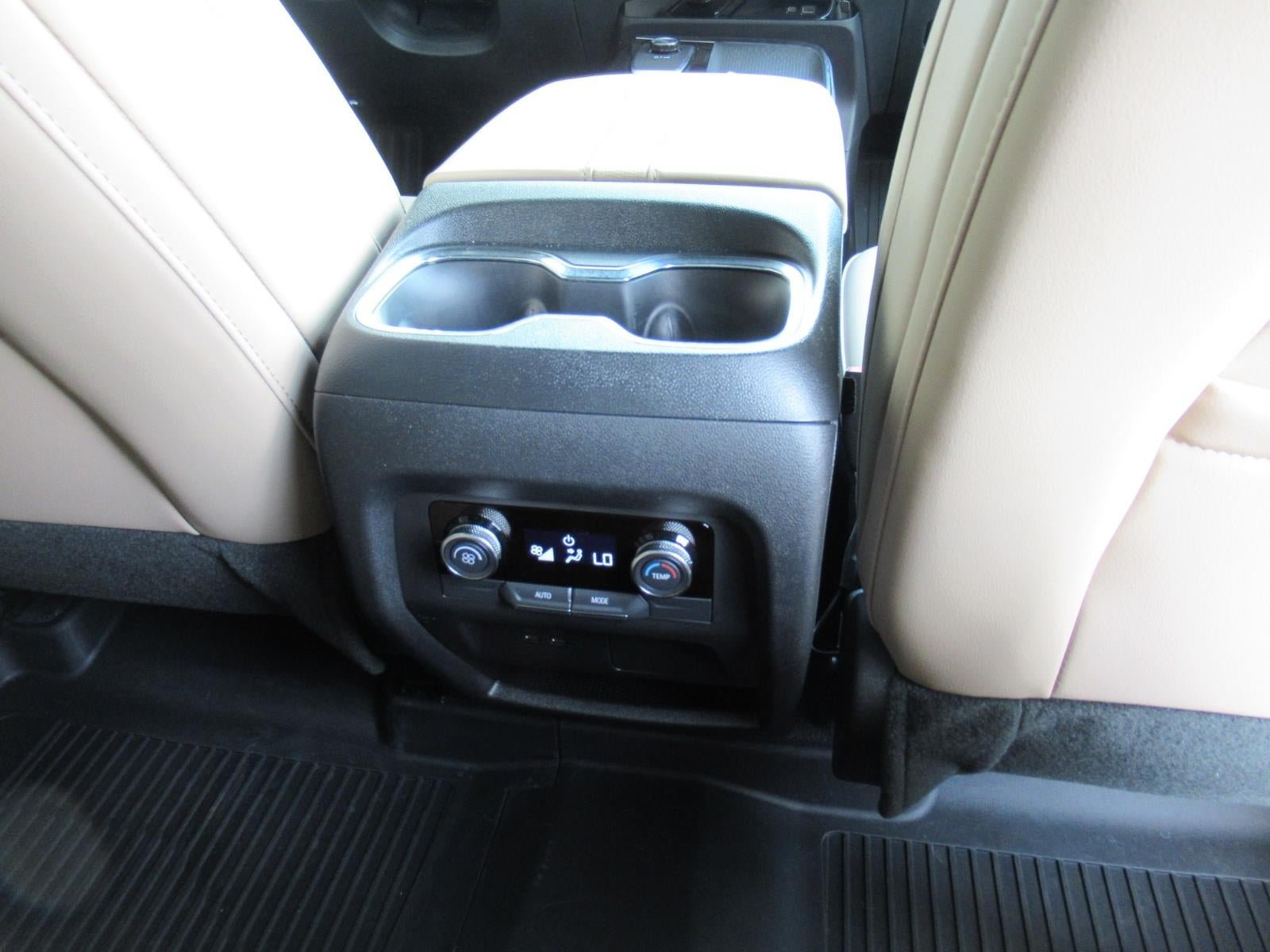 Used 2026 Buick Enclave Preferred w/ LPO, Floor Liner Package FWD image 31