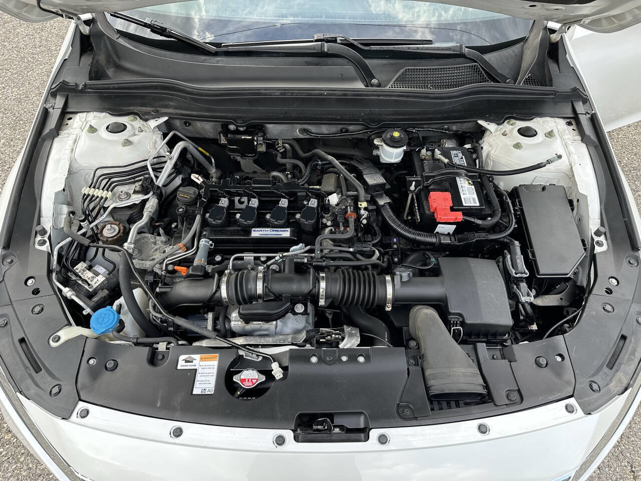 Used 2018 Honda Accord EX-L image 10