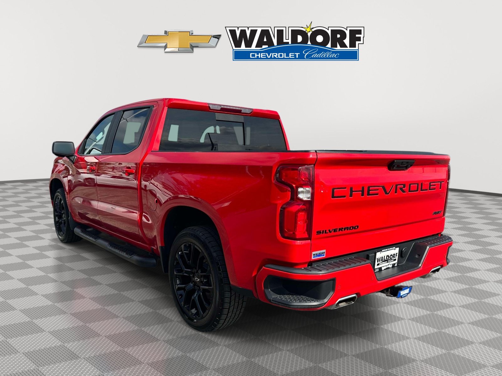Used 2023 Chevrolet Silverado 1500 RST w/ Convenience Package II AWD/4WD image 4