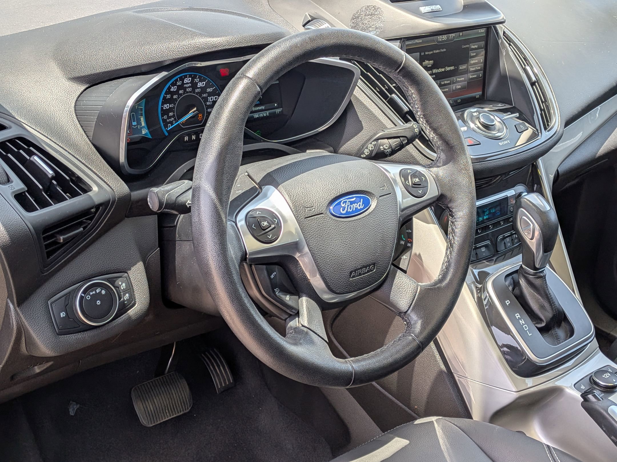 Used 2015 Ford C-MAX SEL w/ Equipment Group 303A FWD image 14