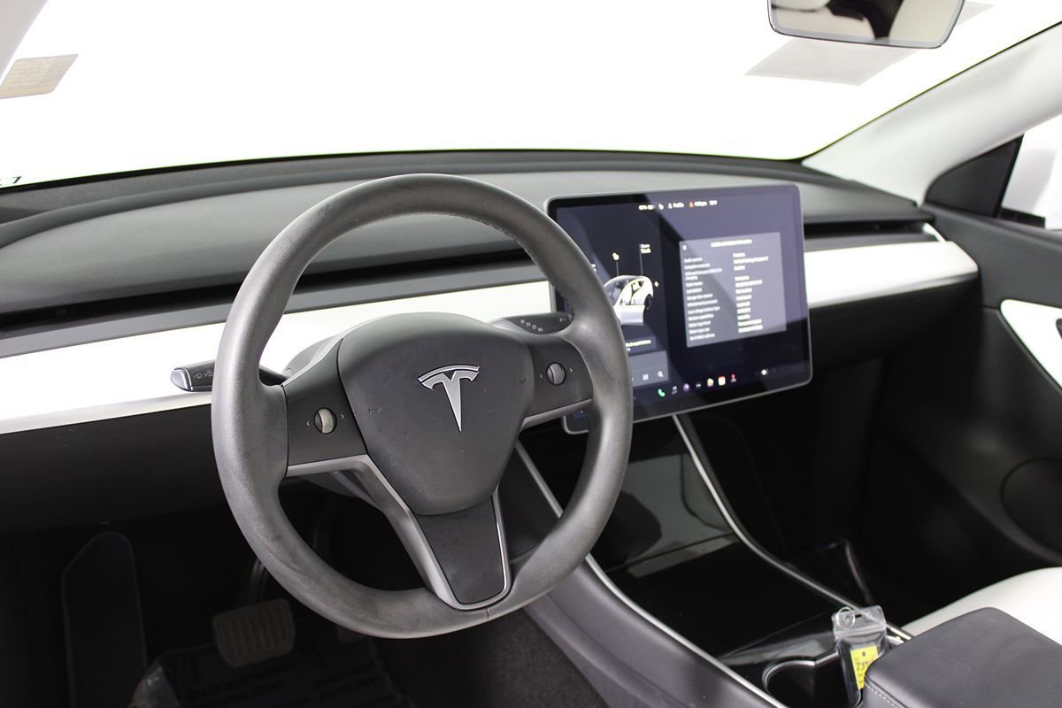 Used 2020 Tesla Model Y Long Range AWD/4WD image 7