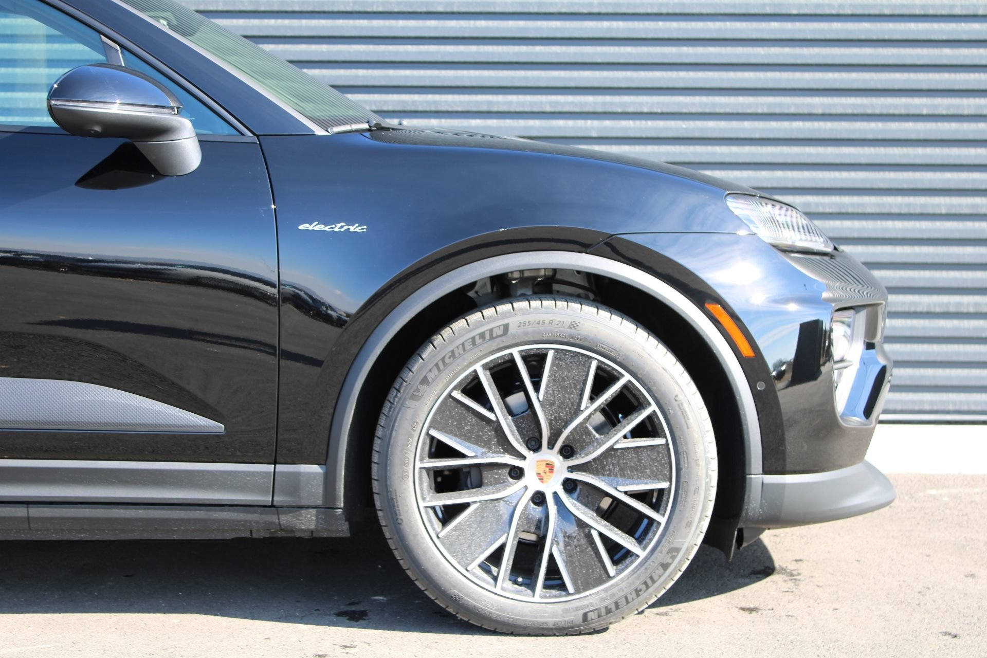 New 2026 Porsche Macan 4 Electric AWD/4WD image 11