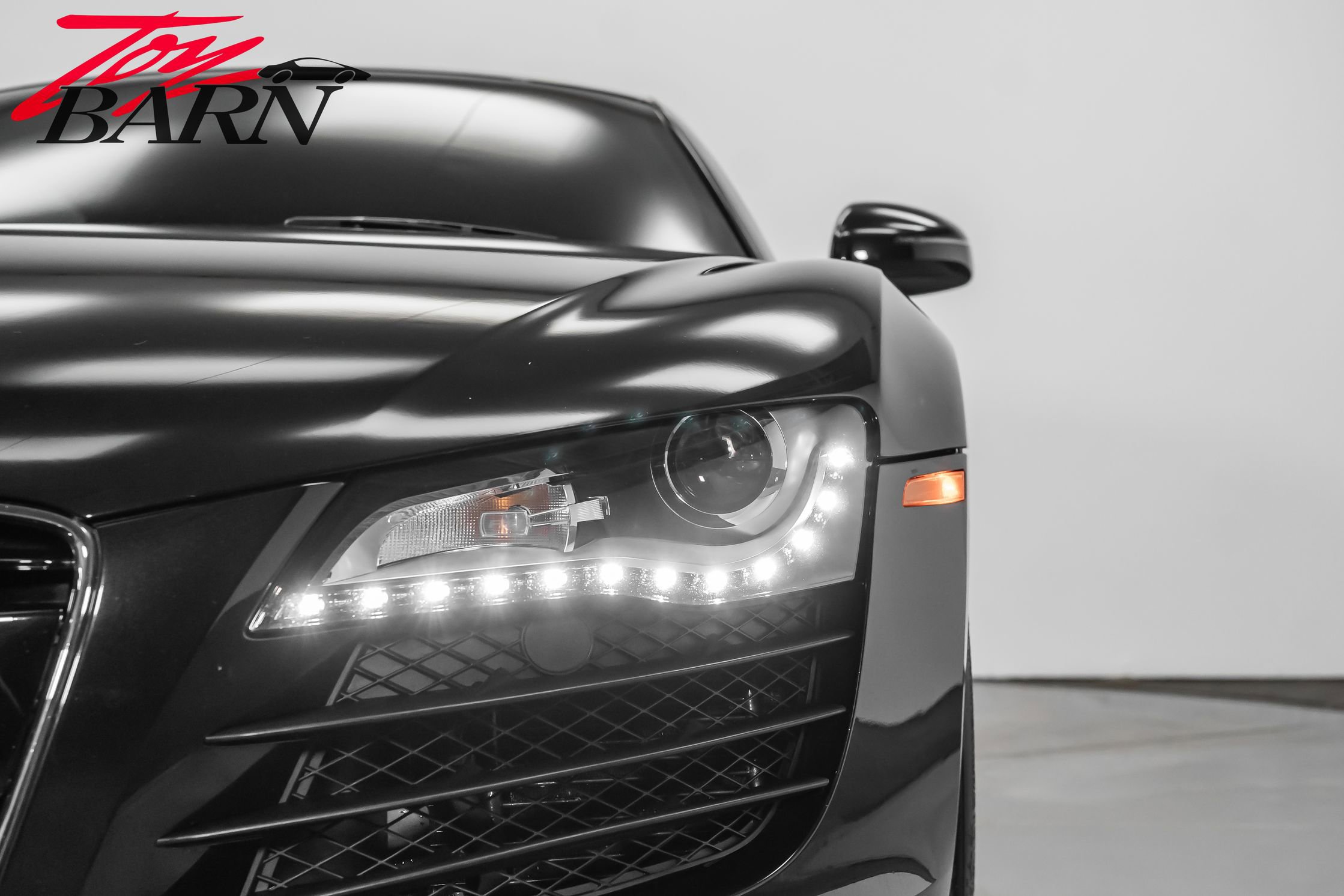 Used 2008 Audi R8 V8 image 11