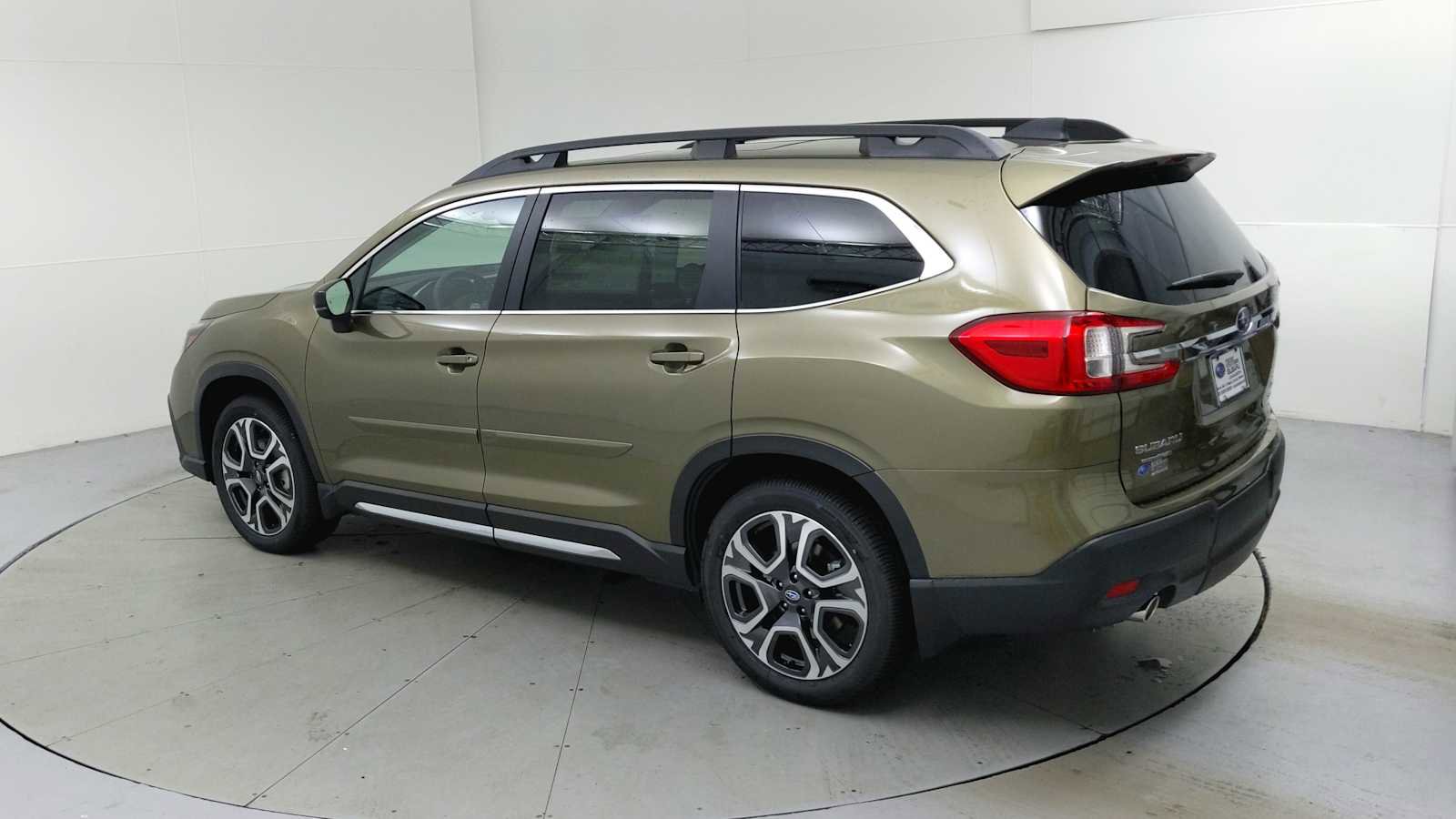 New 2025 Subaru Ascent Limited image 7