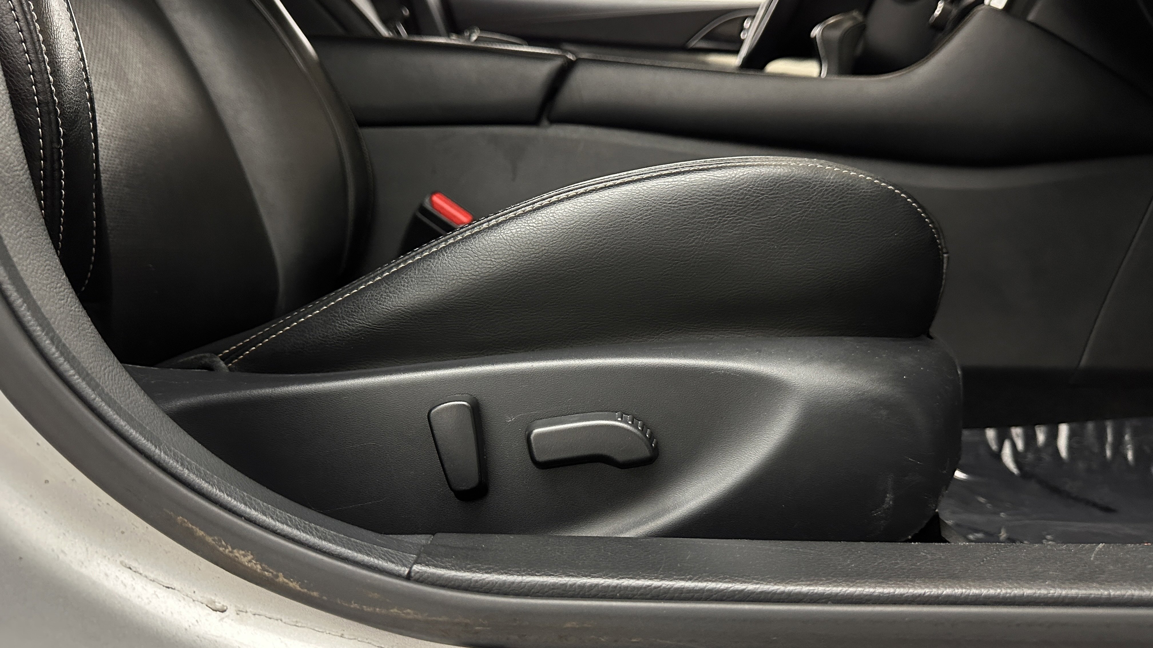 Used 2020 Nissan Maxima 3.5 SV w/ Floor Mat Group FWD image 34