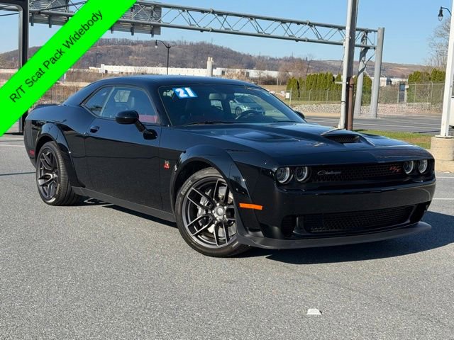 Used 2021 Dodge Challenger R/T Scat Pack image 1