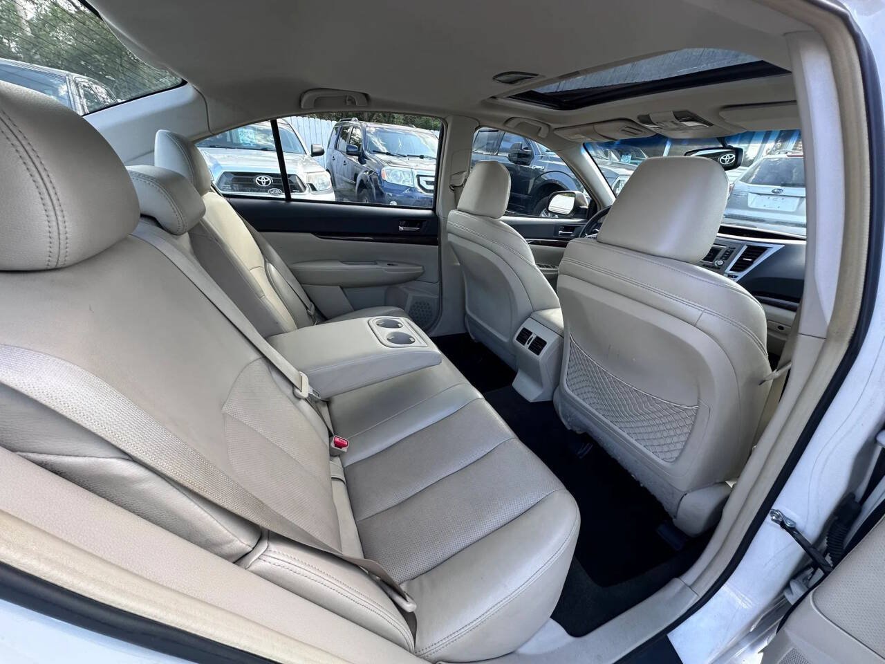 Used 2014 Subaru Legacy 2.5i Limited w/ Moonroof Package AWD/4WD image 11