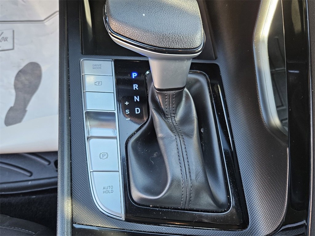 Used 2023 Hyundai Elantra Blue image 21