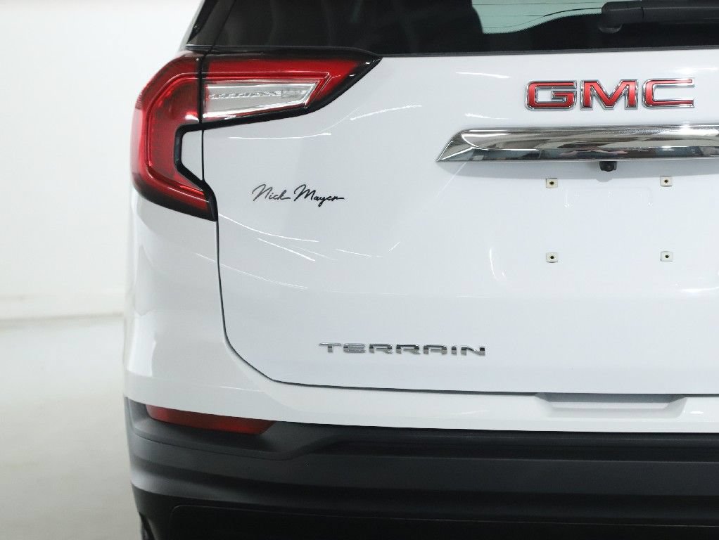 Used 2024 GMC Terrain SLE AWD/4WD image 43