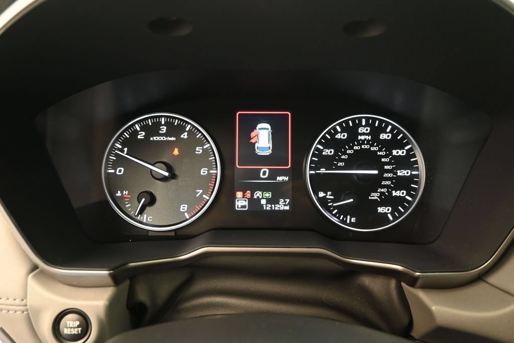 Used 2025 Subaru Outback Limited AWD/4WD image 11