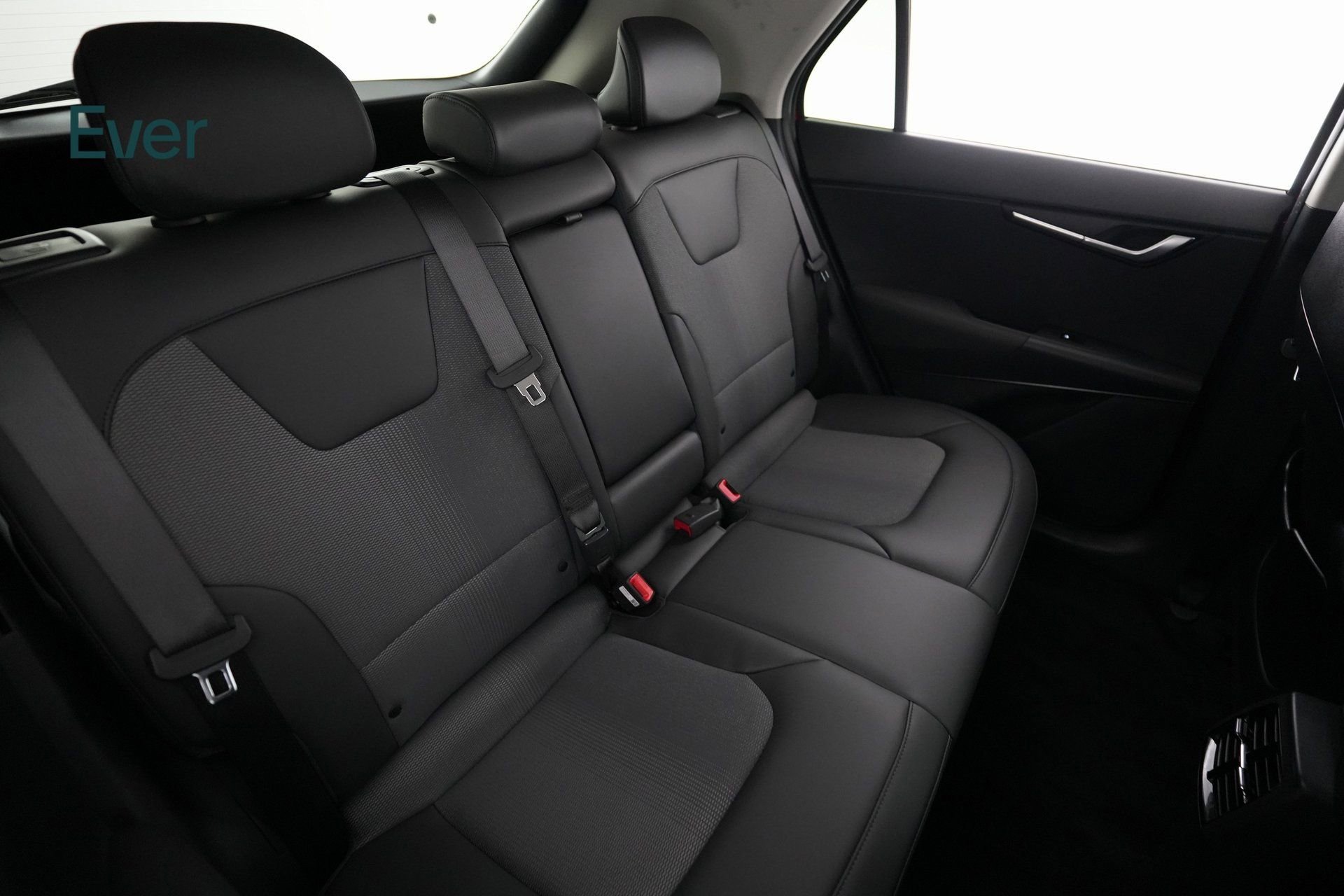 Used 2025 Kia Niro Wind image 9