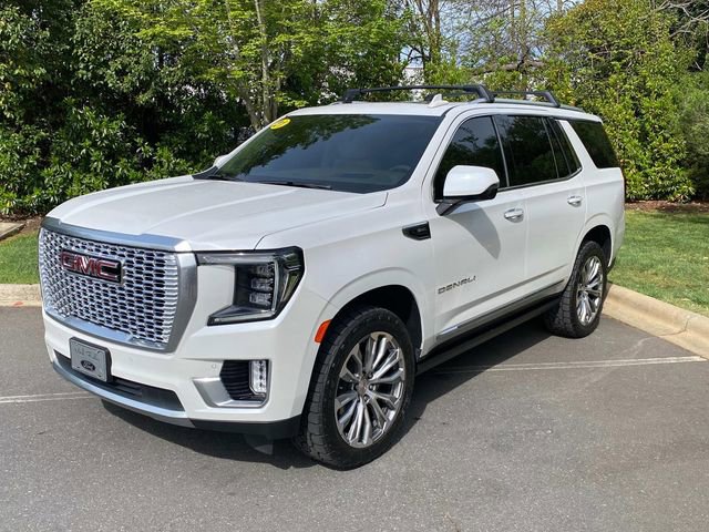 Used 2021 GMC Yukon Denali w/ Denali Premium Package image 3