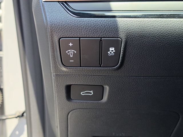 Used 2025 Kia K5 GT-Line w/ GT-Line Premium Package FWD image 38