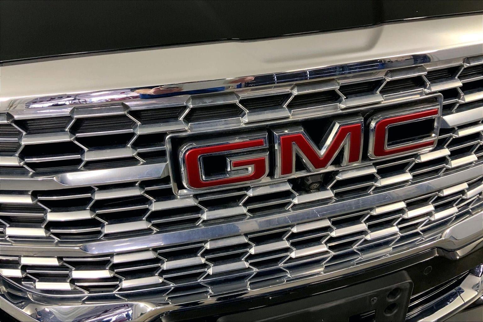 Used 2023 GMC Terrain Denali w/ Denali Premium Package image 29