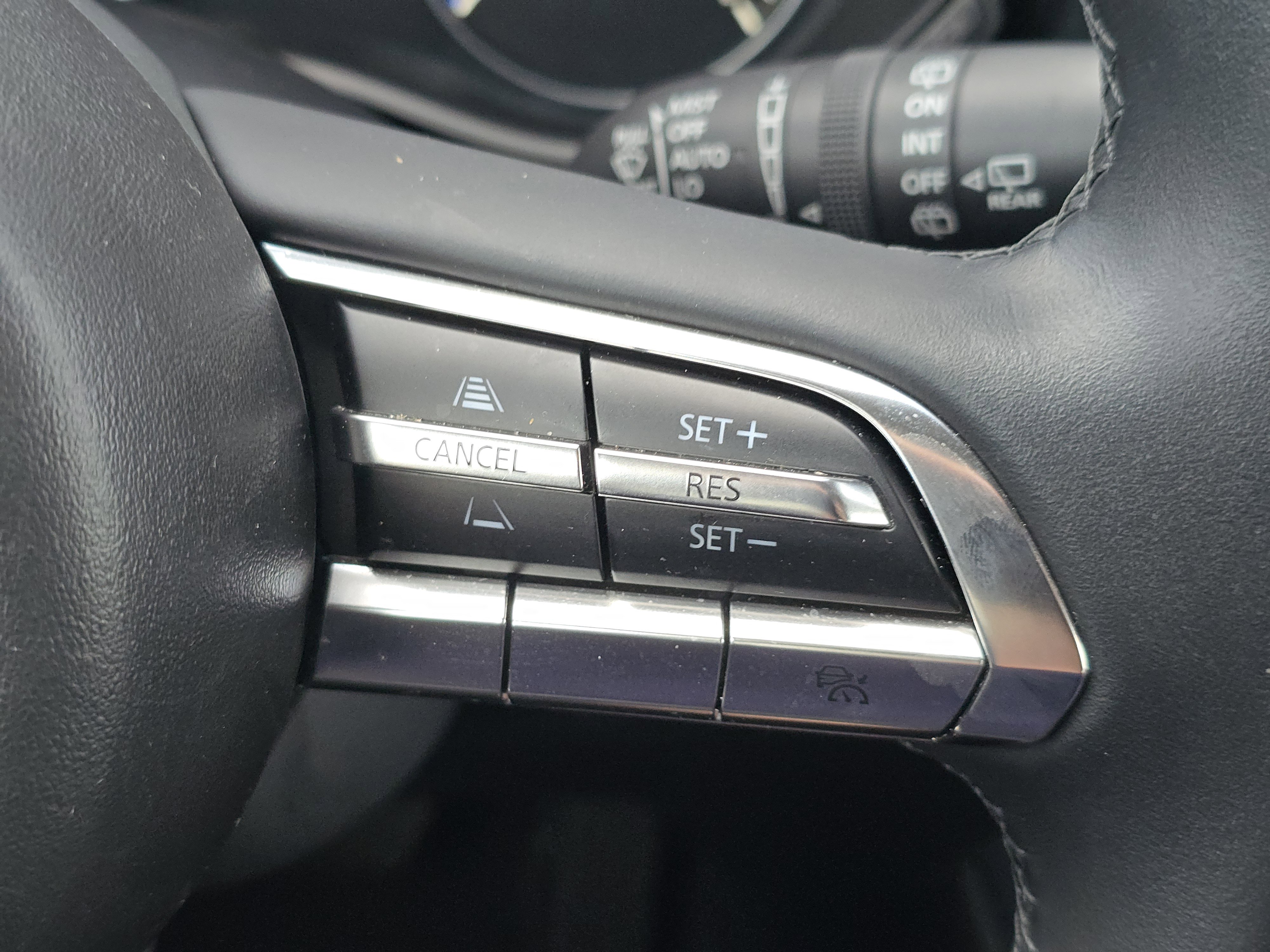 Used 2025 MAZDA CX-50 AWD 2.5 S w/ Preferred Package image 16