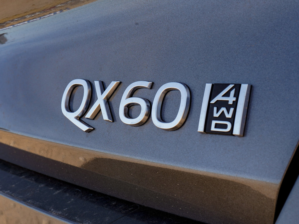 Certified 2026 INFINITI QX60 Luxe w/ Cargo Package image 12