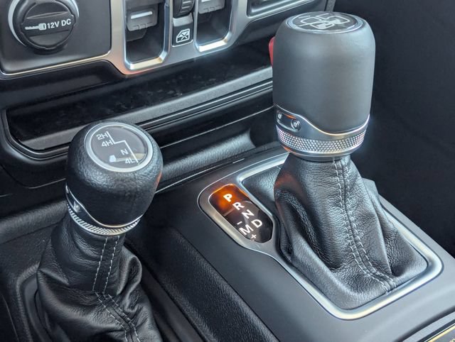 New 2026 Jeep Gladiator Sport AWD/4WD image 17