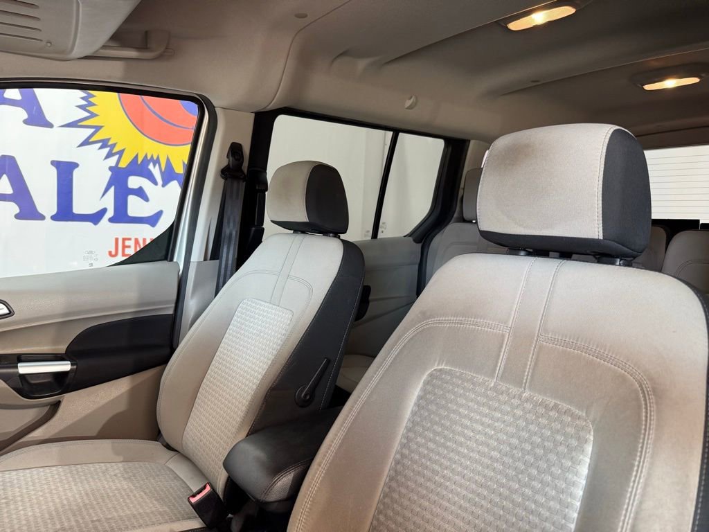 Used 2019 Ford Transit Connect XLT image 8