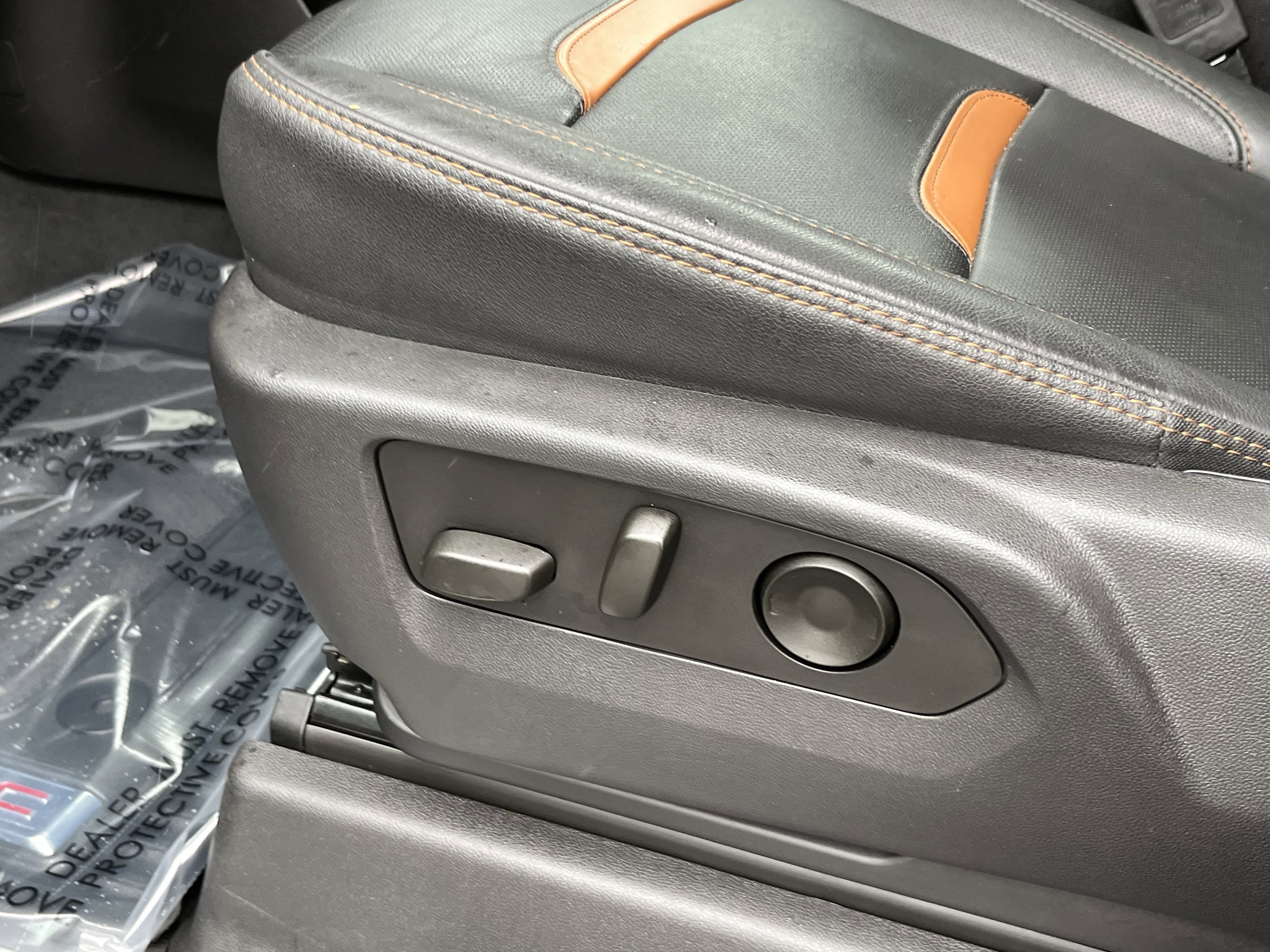 Used 2023 GMC Sierra 1500 AT4 w/ AT4 Preferred Package image 17