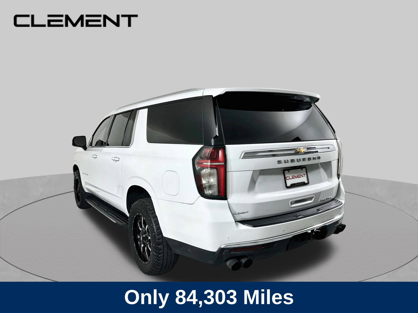 Used 2021 Chevrolet Suburban Premier w/ Premium Package AWD/4WD image 8