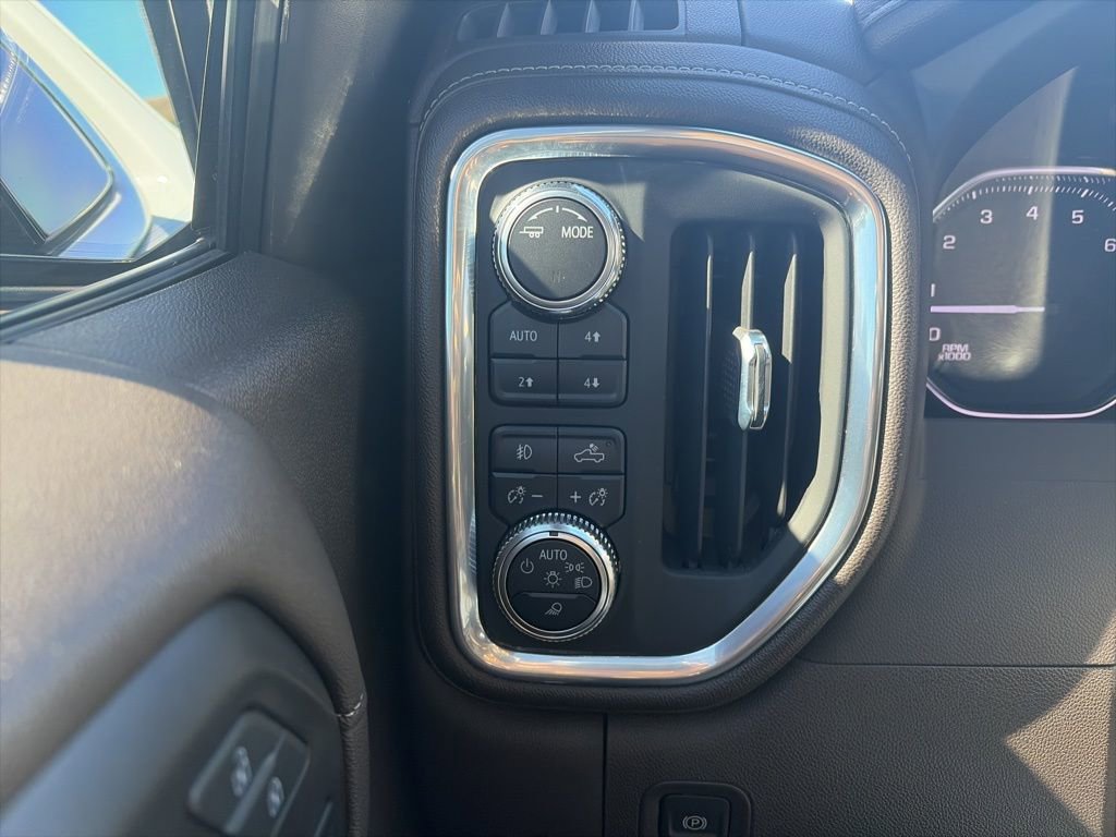 Used 2022 GMC Sierra 1500 SLT w/ SLT Premium Plus Package image 18
