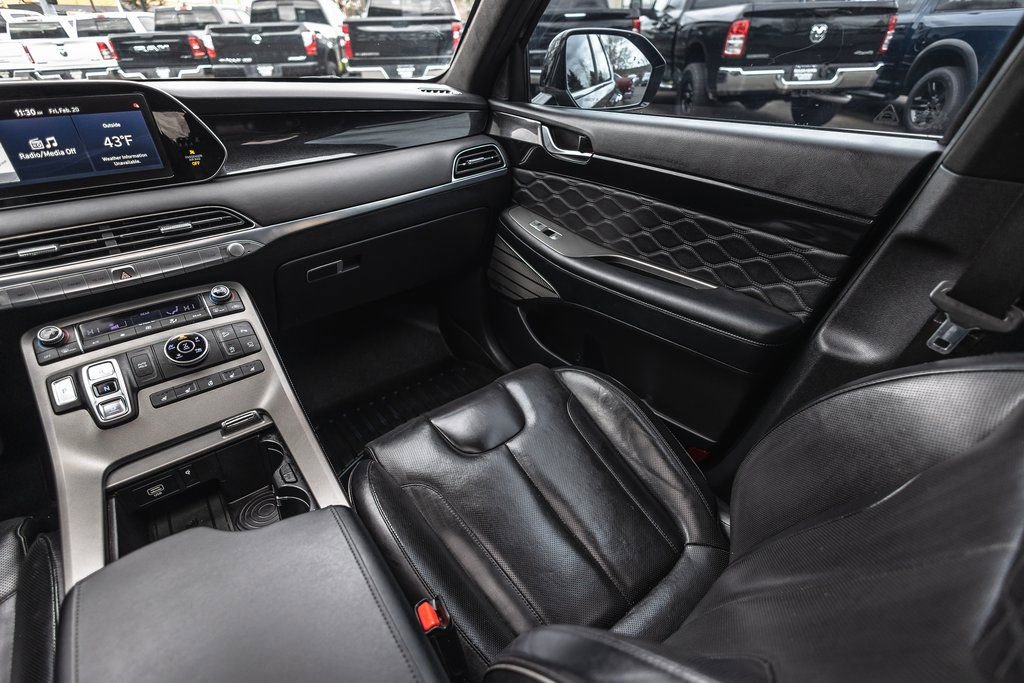 Used 2021 Hyundai Palisade Calligraphy w/ Cargo Package image 31