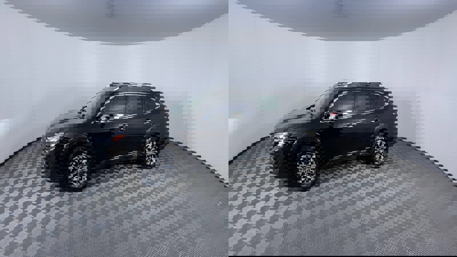 Certified 2023 Subaru Outback Touring XT image 4