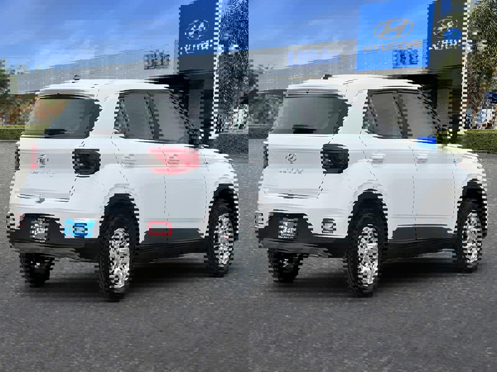 New 2026 Hyundai Venue SE image 2