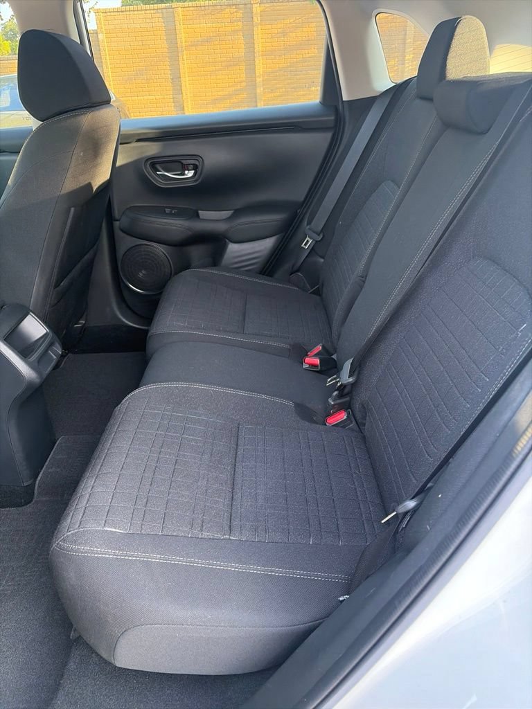 Used 2024 Honda HR-V LX image 12
