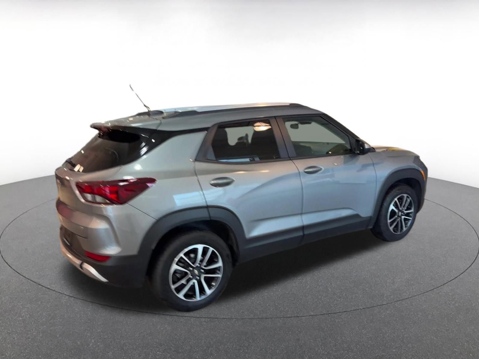 Used 2025 Chevrolet TrailBlazer LT image 15