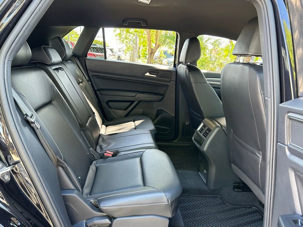 Used 2020 Volkswagen Atlas Cross Sport SE w/ Towing Package image 43