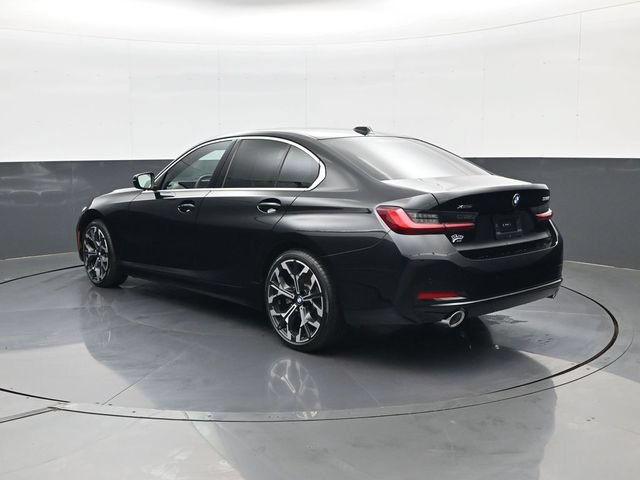 Used 2025 BMW 330i xDrive Sedan w/ Premium Package AWD/4WD image 7