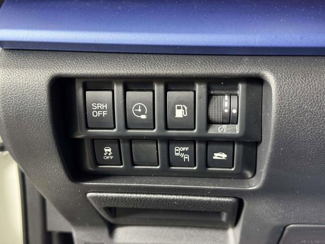 Used 2023 Subaru Crosstrek Hybrid w/ Moonroof Package w/Navigation image 19