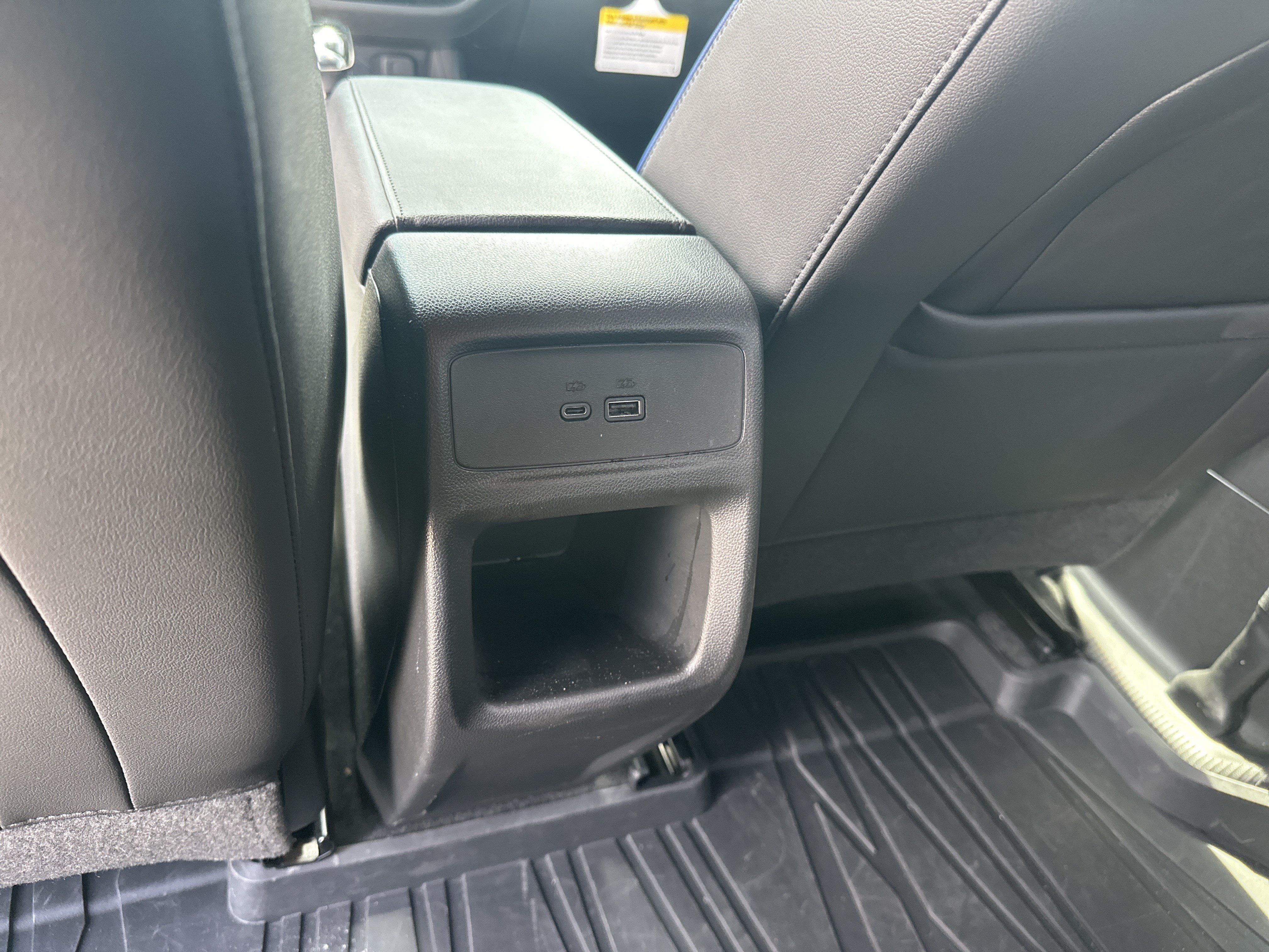 Used 2024 Buick Envista Sport Touring w/ Convenience I Package FWD image 28