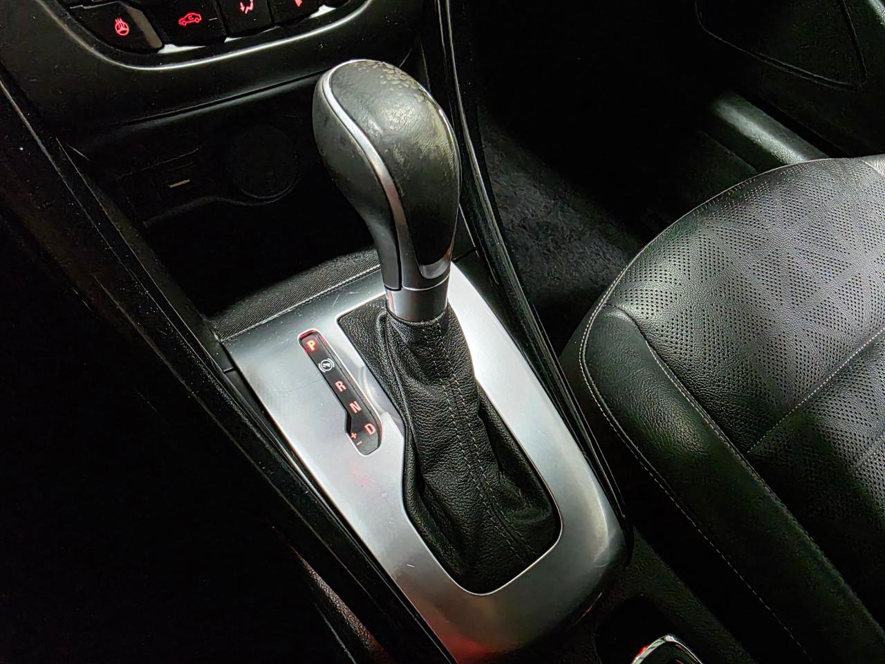 Used 2019 Buick Cascada Premium FWD image 35