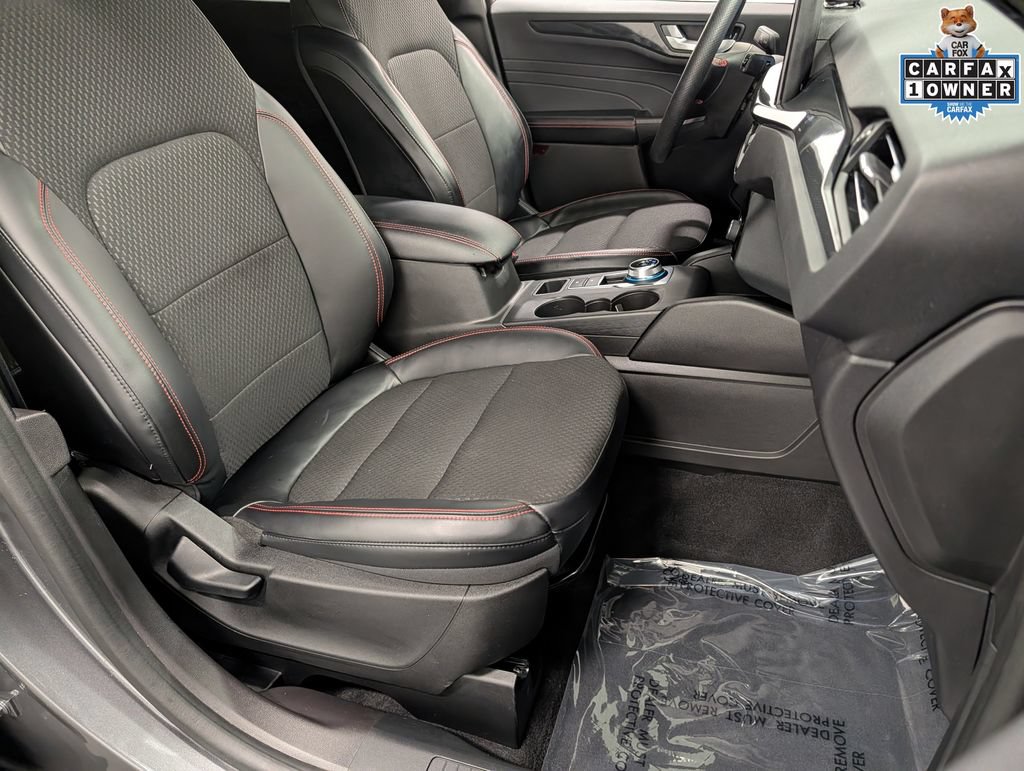 Used 2023 Ford Escape ST-Line w/ Tech Pack #1 AWD/4WD image 30