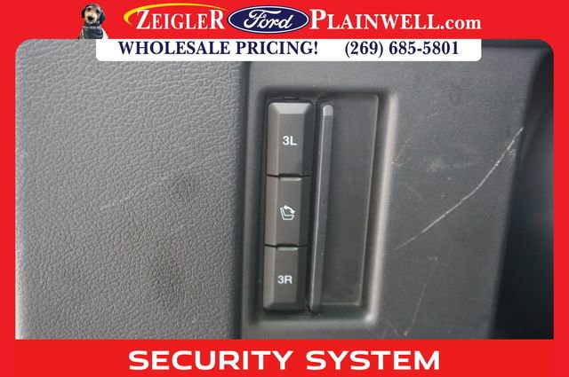 Used 2024 Ford Expedition XLT image 11