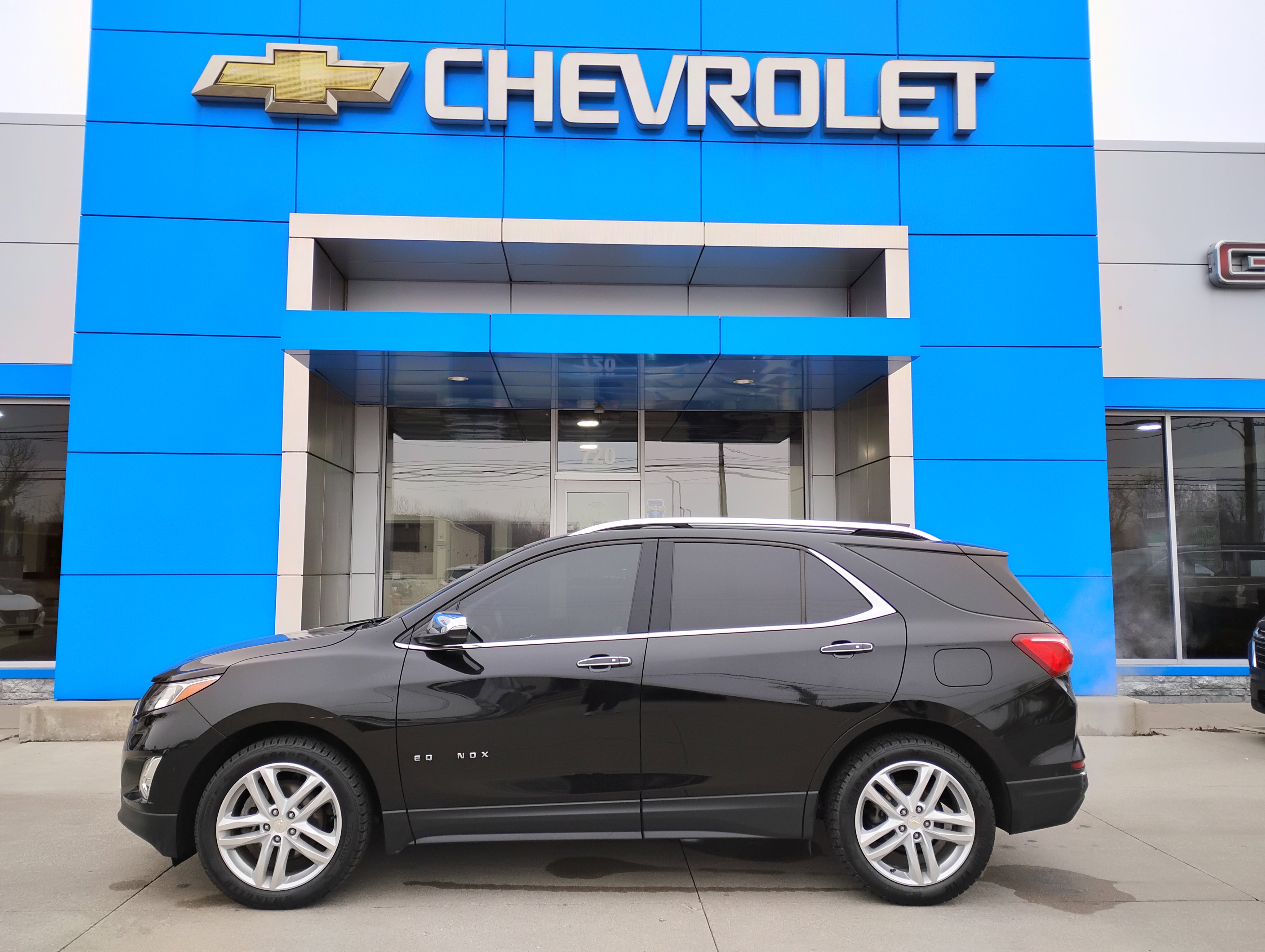 Used 2018 Chevrolet Equinox Premier image 31