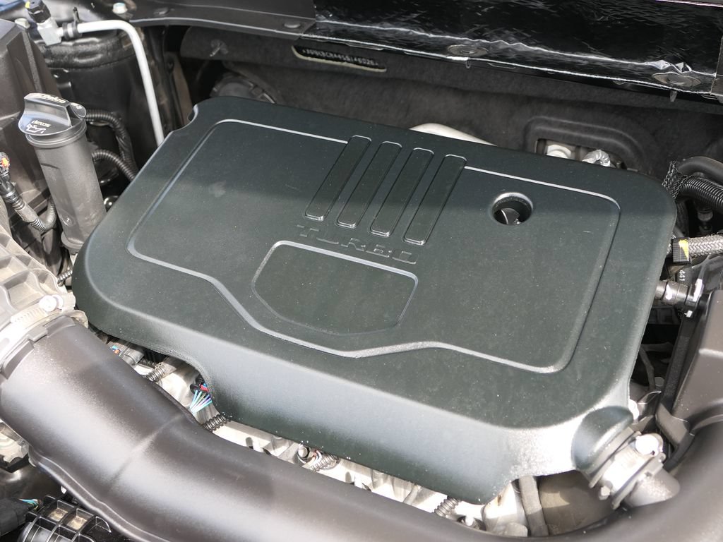 Used 2025 Chevrolet Blazer LT FWD image 27