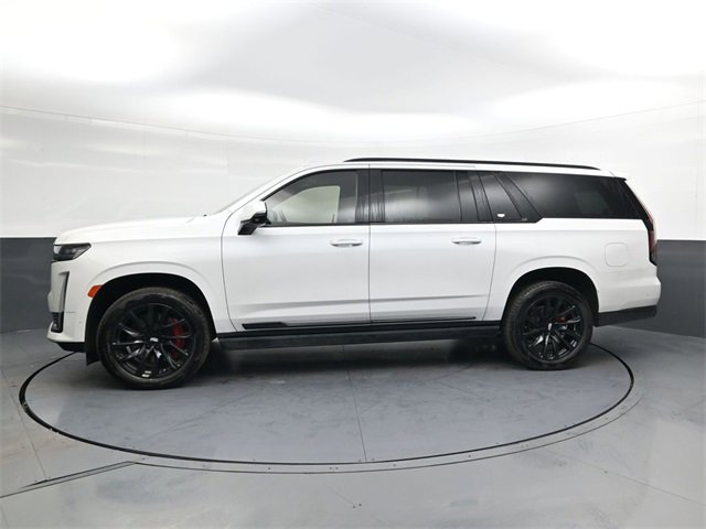 Used 2023 Cadillac Escalade ESV Sport Platinum w/ LPO, ONYX Package image 7