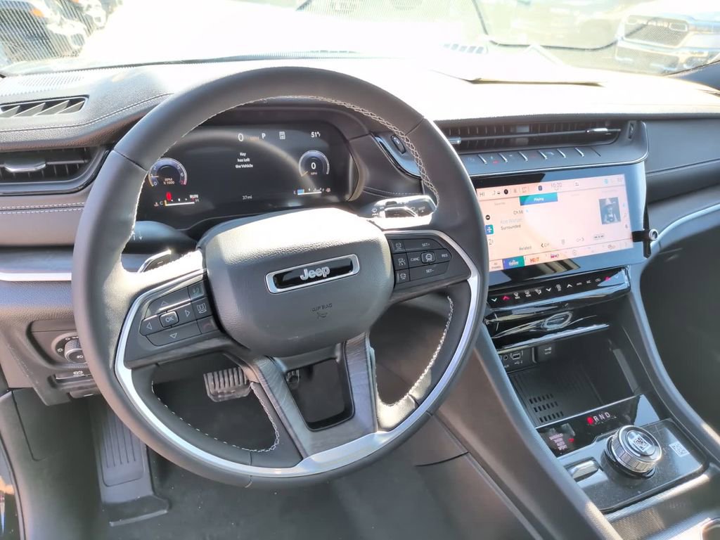New 2026 Jeep Grand Cherokee L Limited AWD/4WD image 32